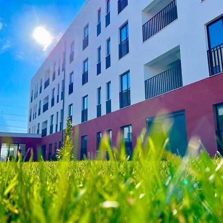 Cosy 2Br Apartment Near Tirana Airport - Self Check-In 24Hr Εξωτερικό φωτογραφία